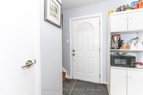 Photo 6 at 48 - 28 Rexdale Boulevard, Kipling, Toronto