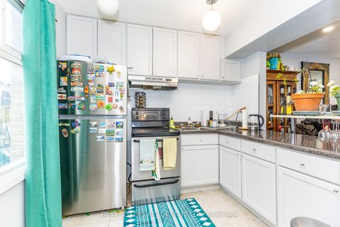 Photo 9 at 48 - 28 Rexdale Boulevard, Kipling, Toronto