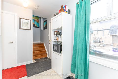 Photo 11 at 48 - 28 Rexdale Boulevard, Kipling, Toronto