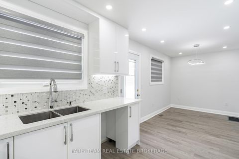 Photo 7 at 66 Peacock Lane, Allandale Heights, Barrie