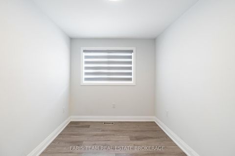 Photo 24 at 66 Peacock Lane, Allandale Heights, Barrie