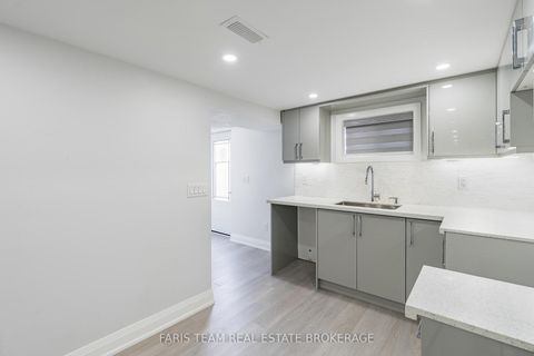 Photo 32 at 66 Peacock Lane, Allandale Heights, Barrie