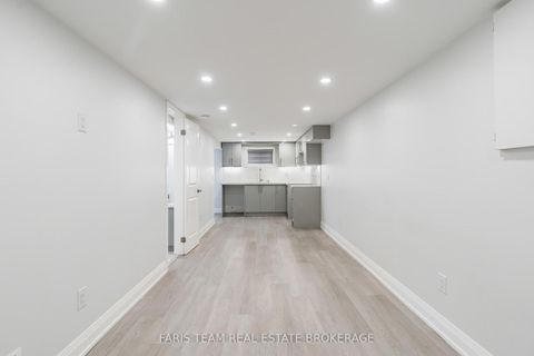 Photo 36 at 66 Peacock Lane, Allandale Heights, Barrie