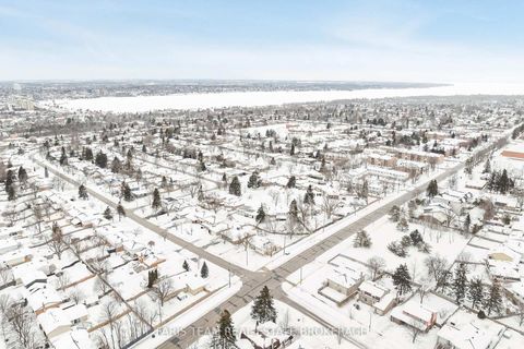 Photo 47 at 66 Peacock Lane, Allandale Heights, Barrie