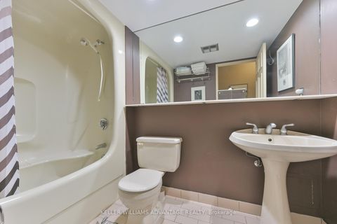 Photo 10 at 803 - 55 Wellesley Street E, Yonge Corridor, Toronto