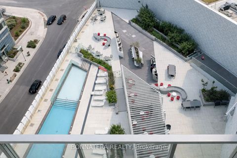 Photo 9 at 606 - 3900 Confederation Parkway, City Centre, Mississauga