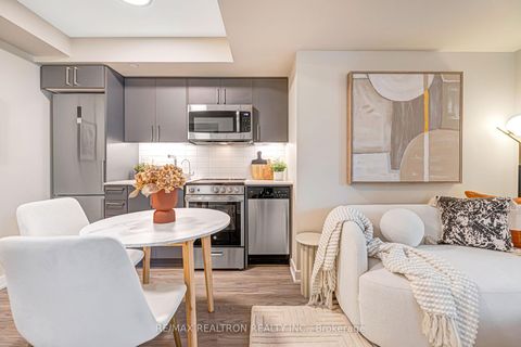 Photo 7 at 501 - 38 Monte Kwinter Court, Clanton Park, Toronto