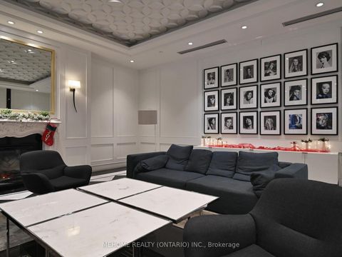 Photo 3 at 2207 - 955 Bay Street, Bay Street Corridor, Toronto