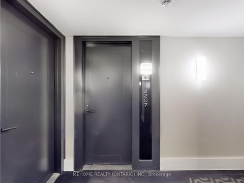 Photo 5 at 2207 - 955 Bay Street, Bay Street Corridor, Toronto
