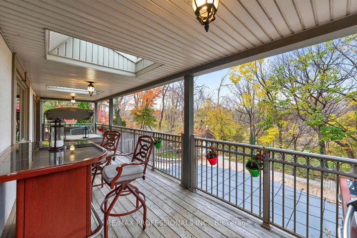 Photo 34 at 1670 Lincolnshire Boulevard, Lakeview, Mississauga