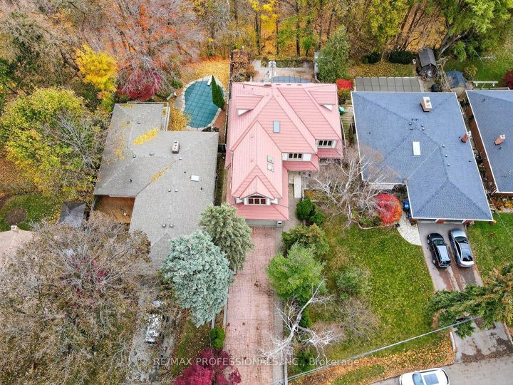 Photo 38 at 1670 Lincolnshire Boulevard, Lakeview, Mississauga