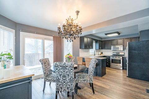 Photo 9 at 31 Etherington Crescent, West Bayfield, Barrie