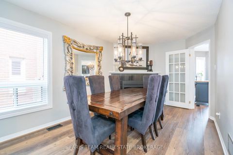 Photo 11 at 31 Etherington Crescent, West Bayfield, Barrie