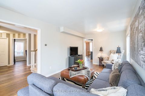 Photo 13 at 31 Etherington Crescent, West Bayfield, Barrie