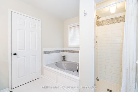 Photo 22 at 31 Etherington Crescent, West Bayfield, Barrie