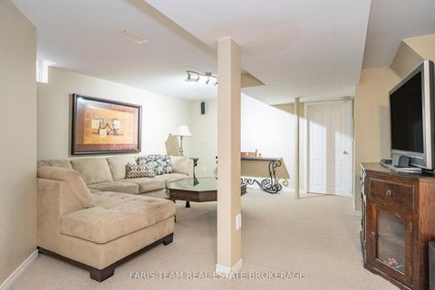 Photo 27 at 31 Etherington Crescent, West Bayfield, Barrie