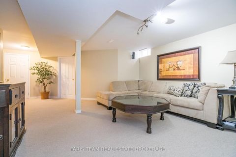 Photo 28 at 31 Etherington Crescent, West Bayfield, Barrie