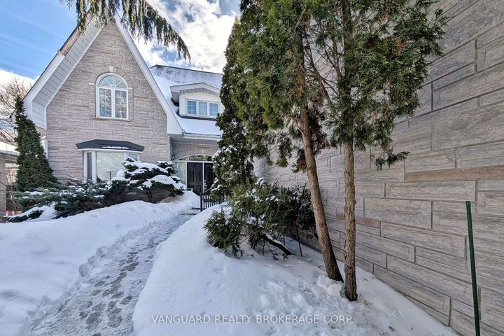 Photo 4 at 41 Cooperage Crescent, Westbrook, Richmond Hill