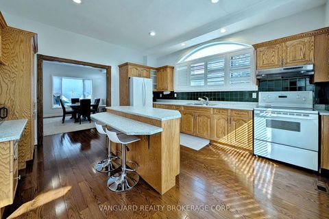 Photo 13 at 41 Cooperage Crescent, Westbrook, Richmond Hill