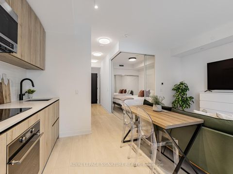 Photo 5 at 2307 - 127 Broadway Avenue, Mount Pleasant West, Toronto