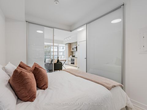 Photo 7 at 2307 - 127 Broadway Avenue, Mount Pleasant West, Toronto