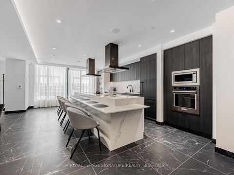 Photo 18 at 2307 - 127 Broadway Avenue, Mount Pleasant West, Toronto