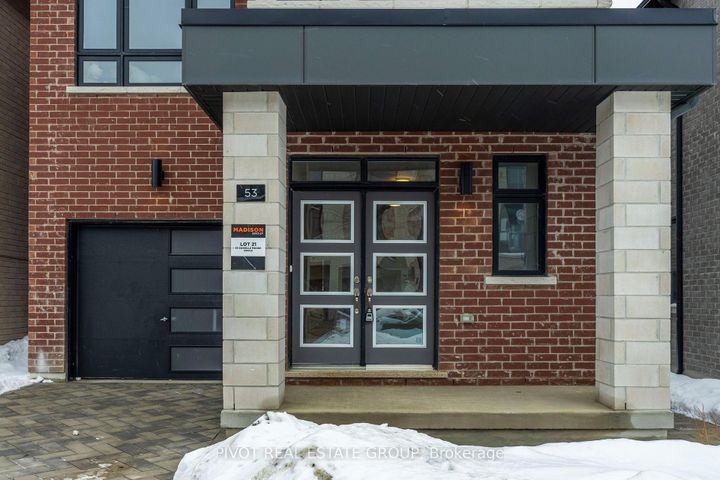 Photo 4 at 53 Danielle Moore Circle, Bendale, Toronto