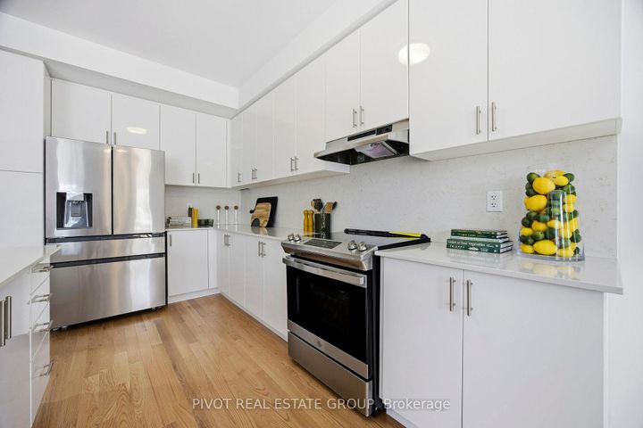 Photo 15 at 53 Danielle Moore Circle, Bendale, Toronto