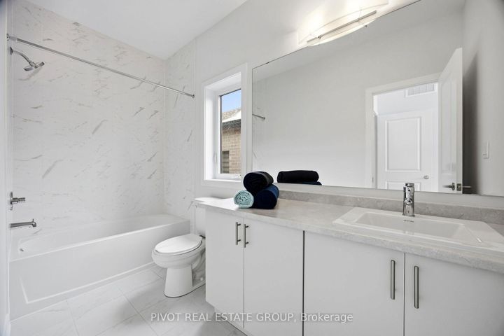 Photo 34 at 53 Danielle Moore Circle, Bendale, Toronto