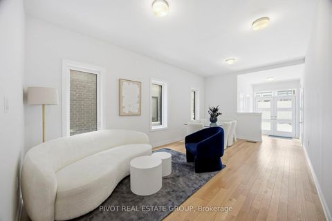 Photo 8 at 53 Danielle Moore Circle, Bendale, Toronto