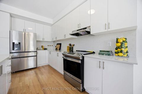 Photo 15 at 53 Danielle Moore Circle, Bendale, Toronto