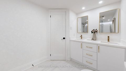 Photo 20 at 404 - 40 Harding Boulevard W, Harding, Richmond Hill