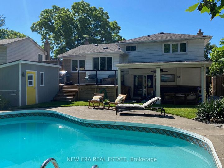 Photo 0 at 2611 Truscott Drive, Clarkson, Mississauga