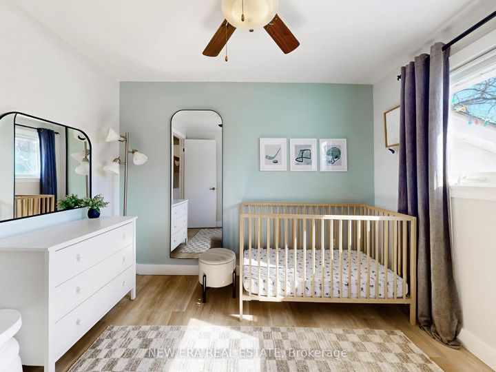 Photo 27 at 2611 Truscott Drive, Clarkson, Mississauga