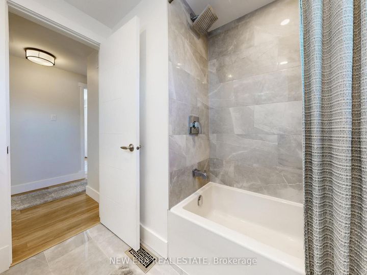 Photo 30 at 2611 Truscott Drive, Clarkson, Mississauga