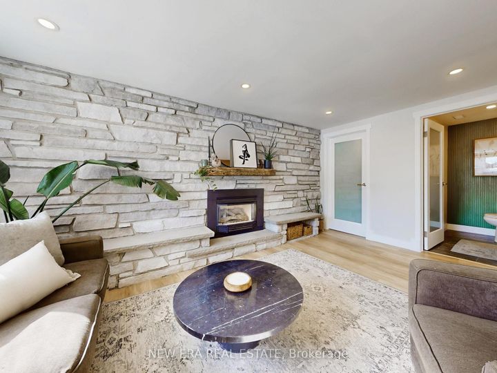 Photo 35 at 2611 Truscott Drive, Clarkson, Mississauga