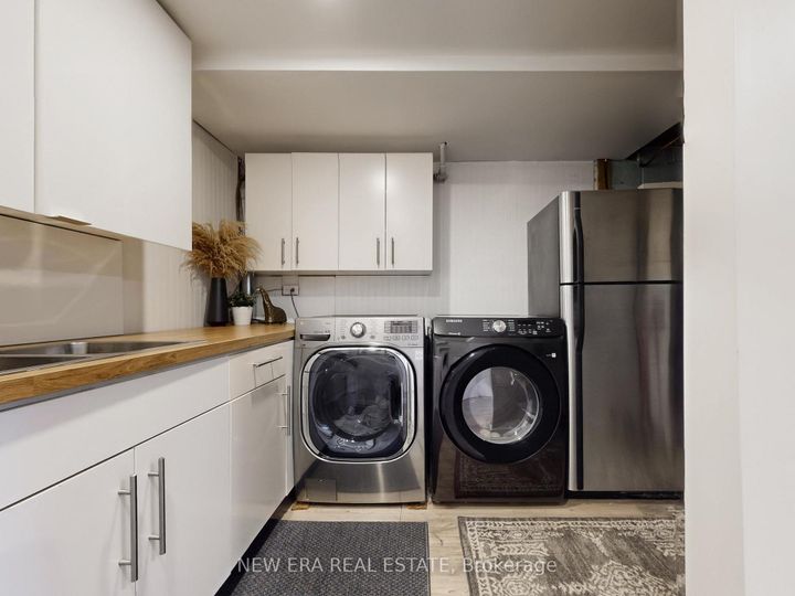 Photo 42 at 2611 Truscott Drive, Clarkson, Mississauga