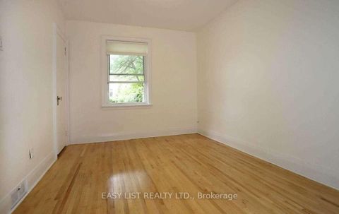 Photo 25 at 35 Anndale Drive, Willowdale East, Toronto