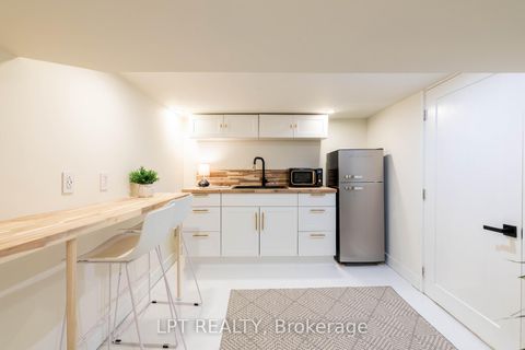 Photo 29 at 91 Cleveland Street, Mount Pleasant East, Toronto