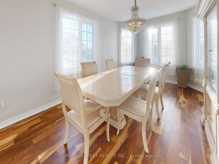 Photo 12 at 56 Planter Crescent, Vellore Village, Vaughan