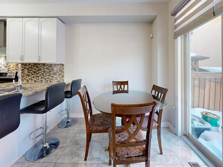 Photo 21 at 56 Planter Crescent, Vellore Village, Vaughan