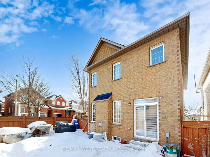 Photo 47 at 56 Planter Crescent, Vellore Village, Vaughan