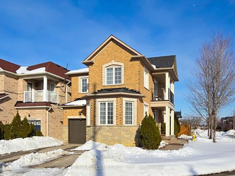 Photo 2 at 56 Planter Crescent, Vellore Village, Vaughan