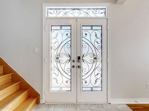 Photo 24 at 56 Planter Crescent, Vellore Village, Vaughan