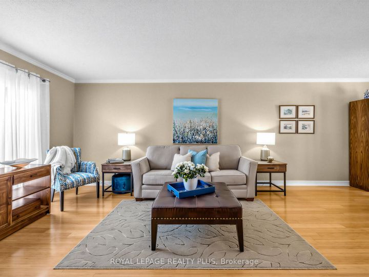 Photo 6 at 4138 Marigold Crescent, Erin Mills, Mississauga