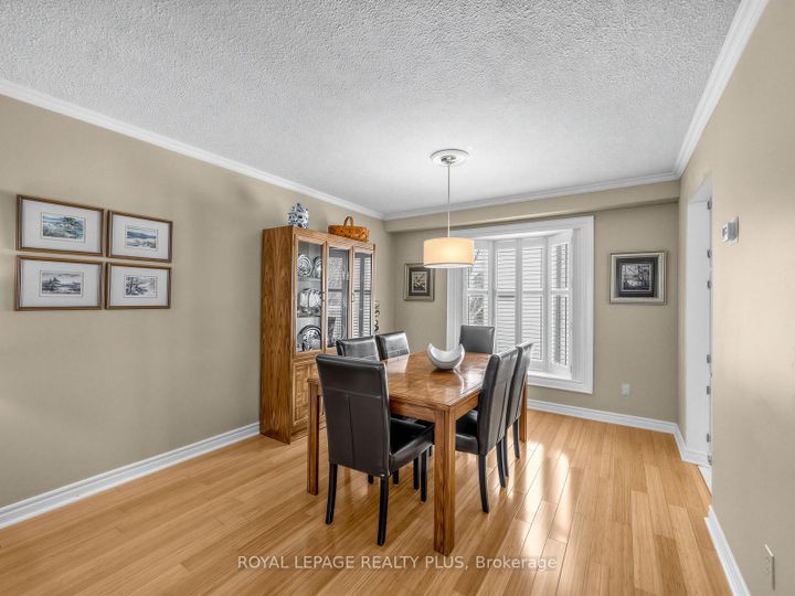 Photo 10 at 4138 Marigold Crescent, Erin Mills, Mississauga
