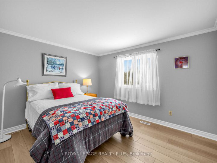Photo 13 at 4138 Marigold Crescent, Erin Mills, Mississauga
