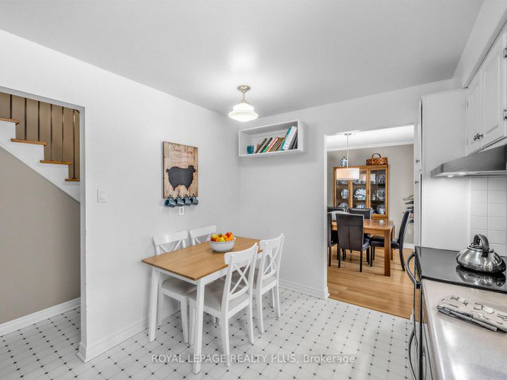 Photo 18 at 4138 Marigold Crescent, Erin Mills, Mississauga