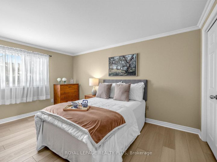 Photo 20 at 4138 Marigold Crescent, Erin Mills, Mississauga