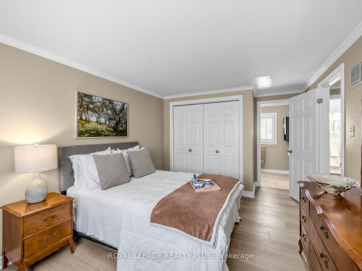 Photo 21 at 4138 Marigold Crescent, Erin Mills, Mississauga